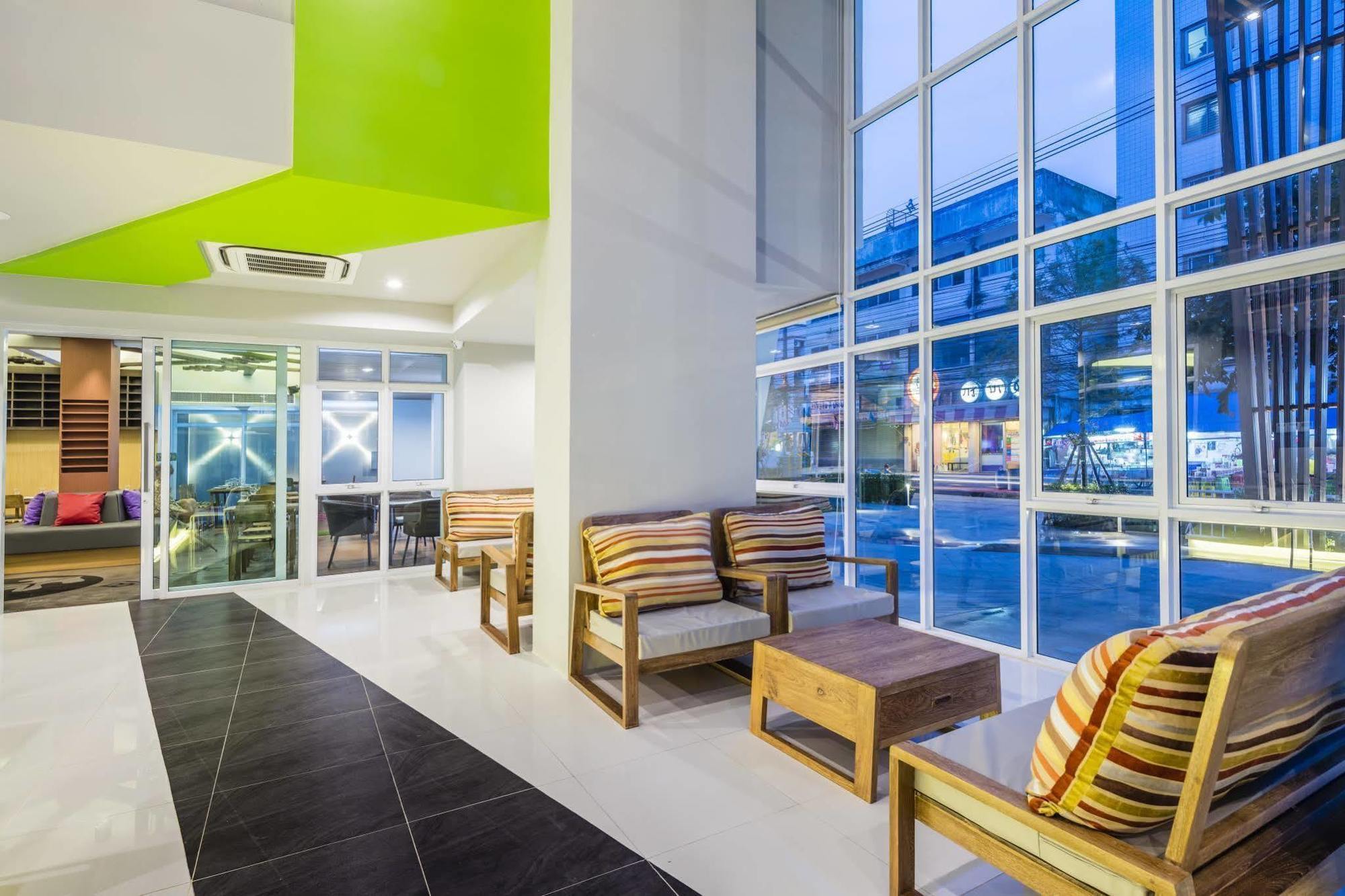 Atelier Suites Bangkok Kültér fotó